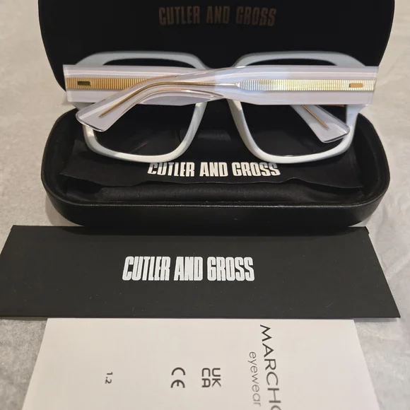 CUTLER AND GROSS UNISEX GRACE WHITE SUNGLASSES. SIZE: 57×18  display picture 2
